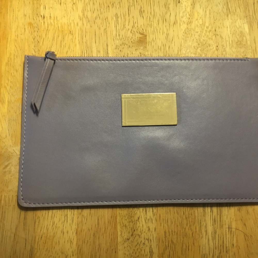 Limited Edition Bottega Veneta Clutch wristlet - Picture 2 of 6